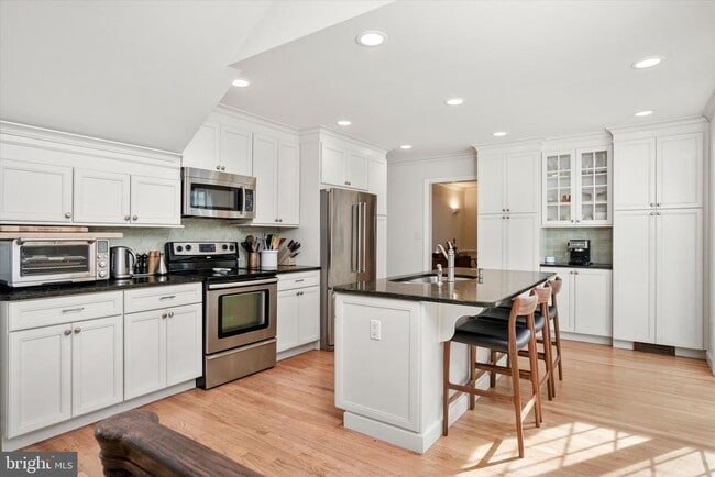 Building Photo - 127 Westerly Rd Rental