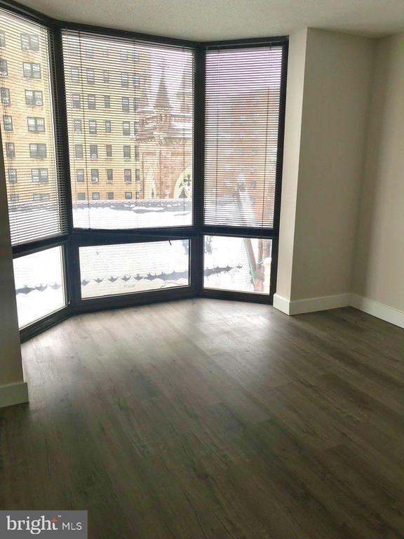 Photo - 2020 Walnut St Unit 10J