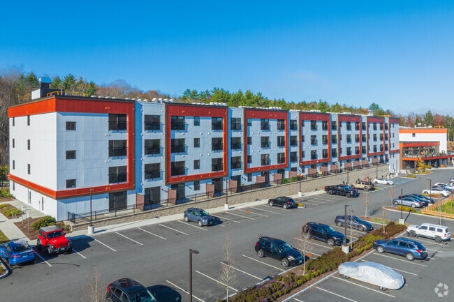 Building Photo - The Marek South