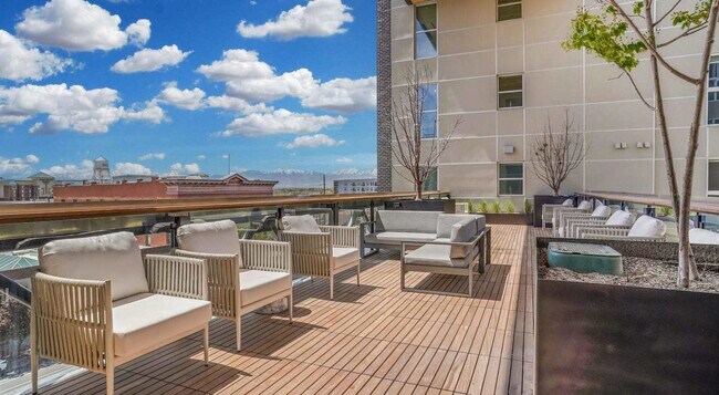 Photo - 360 W 200 S Unidad ID1389267P