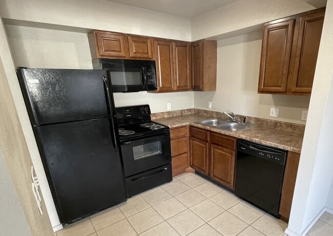 Photo - 2940 McClelland Blvd Unit 2950 C