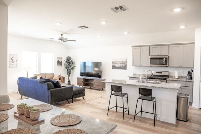 Building Photo - 4bedroom 3 bath in Wolfforth/Lubbock TX