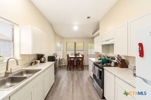 Photo - 102 Lariat Cir