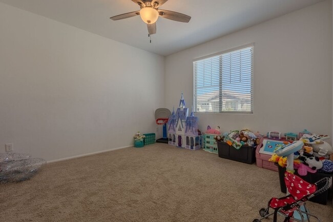 Photo - 3 Bedrooms, 2.5 Bathrooms