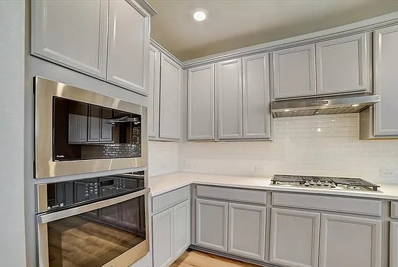 Photo - 387 Borchers Blvd