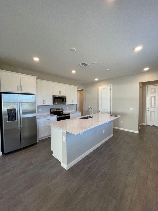 Photo - 824 Blue Creek Dr