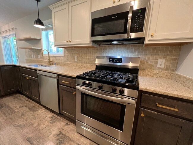 Photo - 7110 Calumet Ct