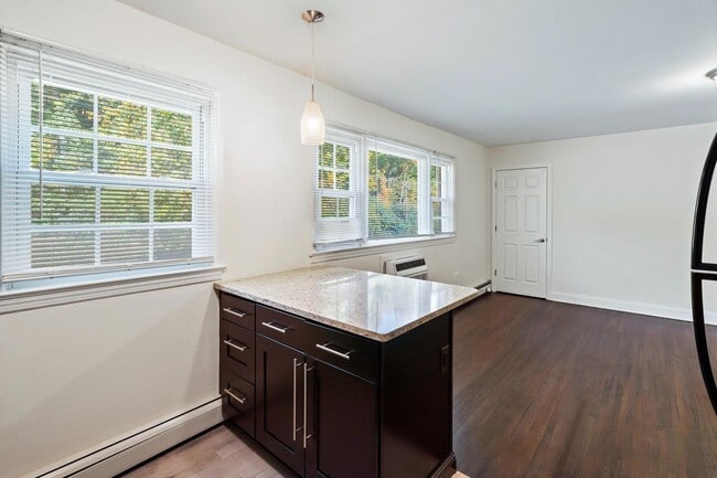 Newtonian Gardens Apartments