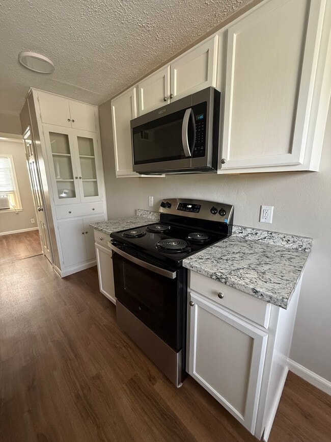 Photo - Beautiful renovated duplex in Edgewood!