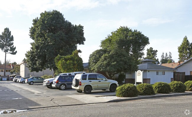 Willow Ranch - Willow Ranch Apartments