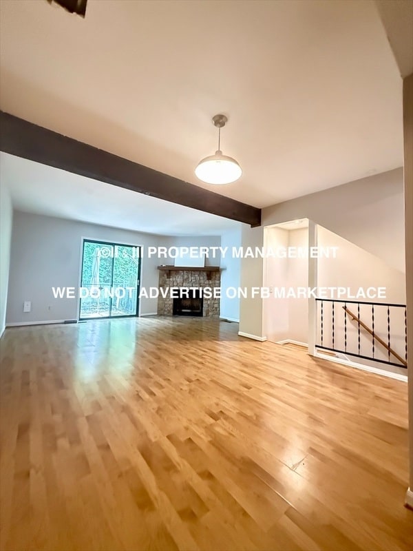 Photo - 1921 Lawrence Ct