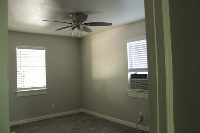 Living Room - Yupon St Apartments