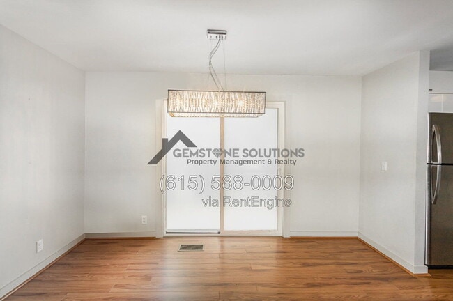 613 Hillsboro Rd