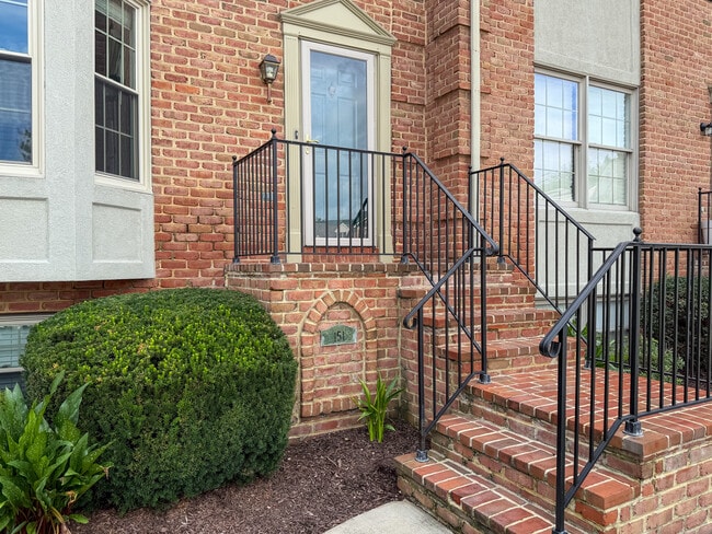 Photo - 151 Cobblestone Ln