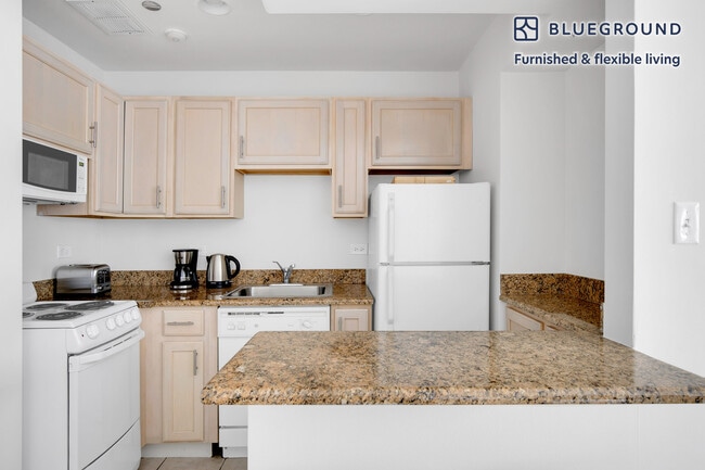 Photo - 200 E Chestnut St Unidad SI FL17-ID620