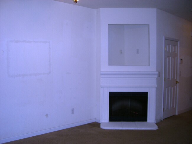 Photo - 196 Brookview Dr