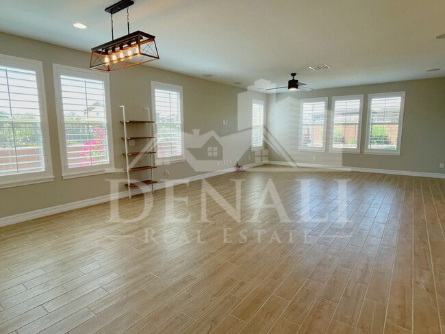 Photo - 13648 N 144th Dr