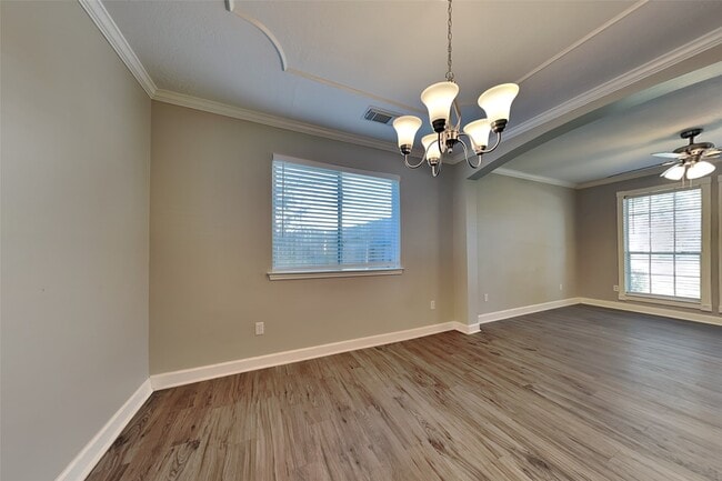 Photo - 29439 Fox River Dr