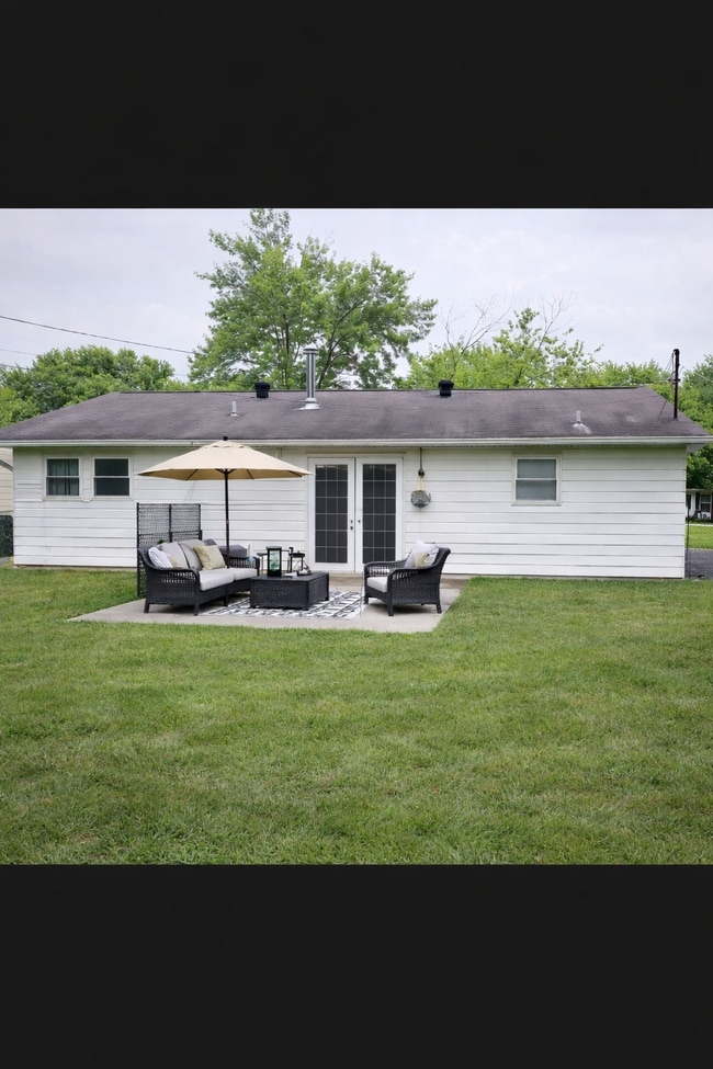 Photo - 939 Cambridge Dr