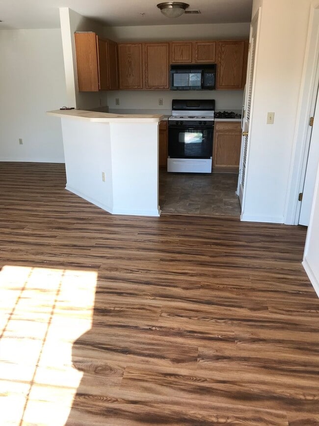 Photo - Spring Creek Apartments