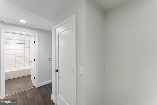 Photo - 1300 4th St SE Unit 902