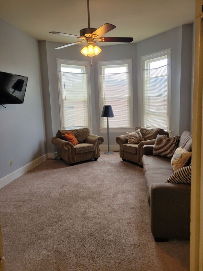 Photo - Large 4 bed 2 bath home near VSU