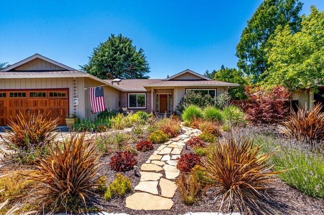 Photo - 113 Sherwood Dr
