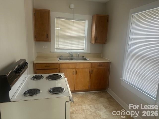 Photo - 4911 Monroe Rd
