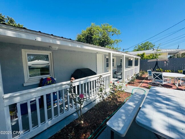 Photo - 203 Coronado Pl