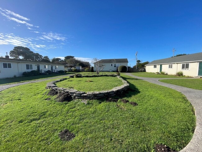 Building Photo - Charming 2-Bedroom Apartment Near the Hammond Trail – McKinleyville, CA