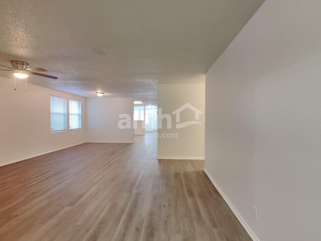 Photo - 3913 Country Ln