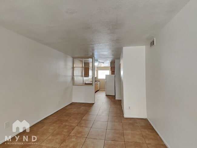 Photo - 260 W 8th Ave Unit 30 Apt 160