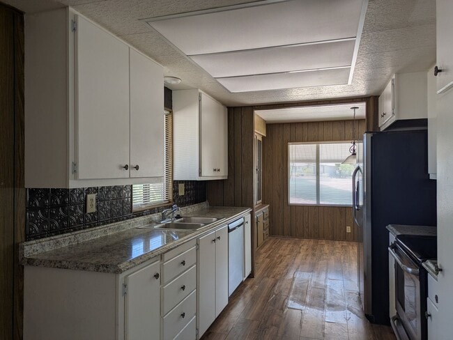 Photo - 8136 E Cactus Dr