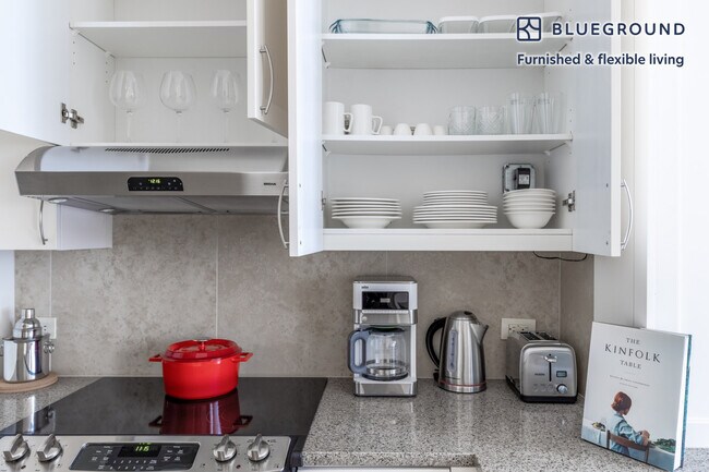 Photo - 425 8th St NW Unidad SI FL3-ID158