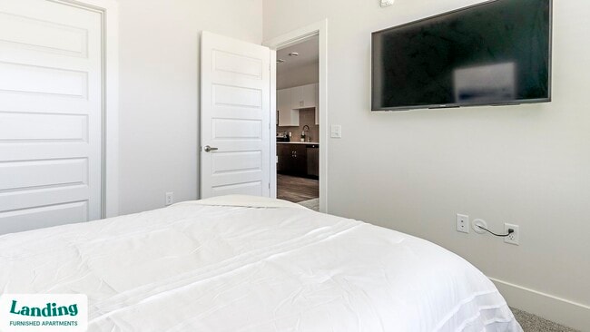 Photo - 2201 Glenwood Ave SE Unidad 2113