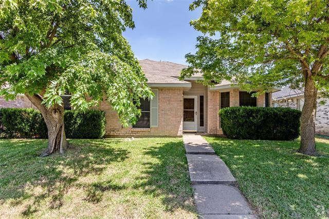 Building Photo - 845 Applewood Dr Rental