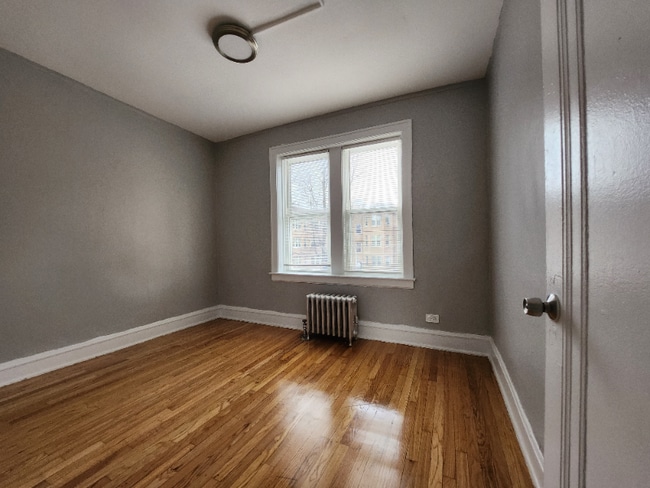 Photo - 644 N Mayfield Ave Unidad 2