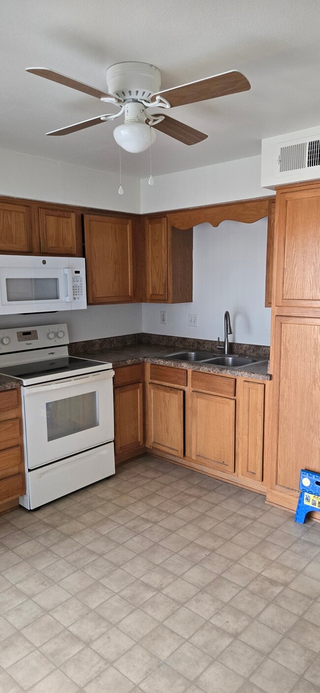 Photo - 7913 E Kimsey Ln Unit A