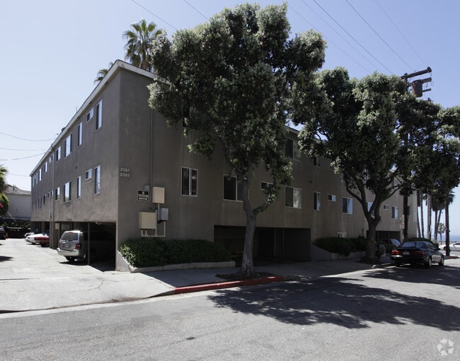 2307 Ocean Ave