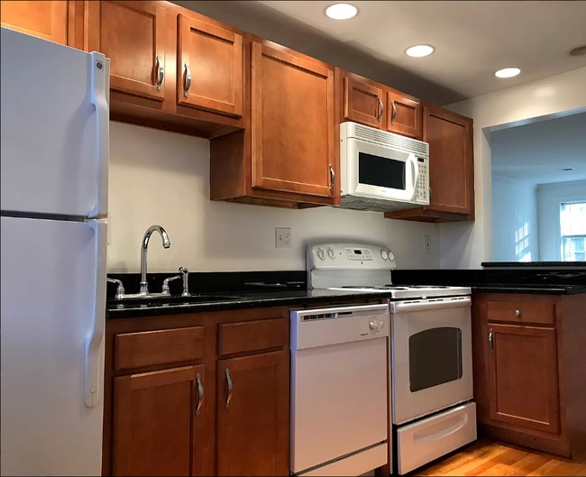 Photo - 67 Wyman St Unidad 2