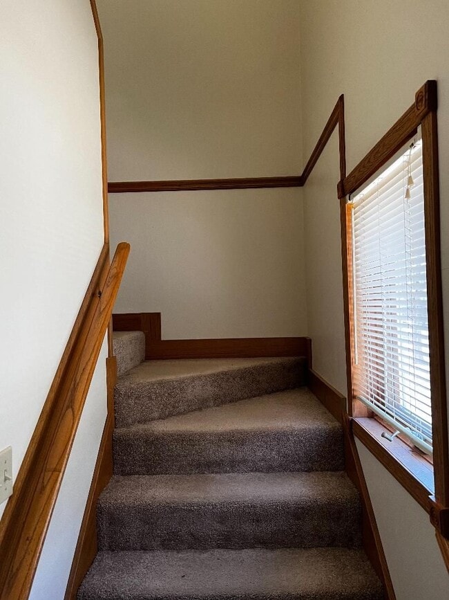 Photo - kb1820 Unit 1824