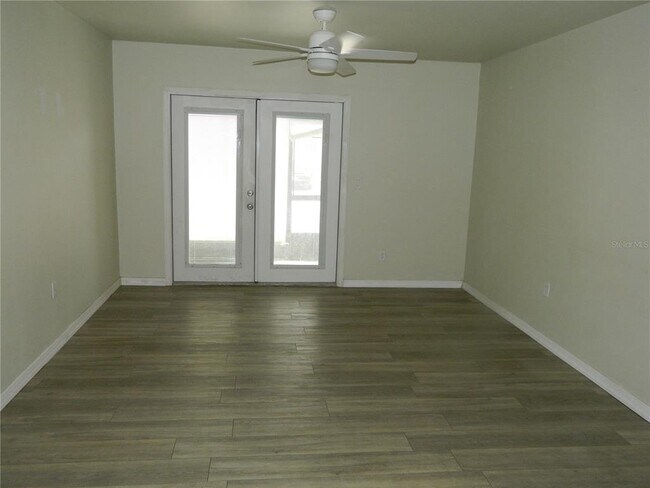 Photo - 924 N Lake Destiny Rd