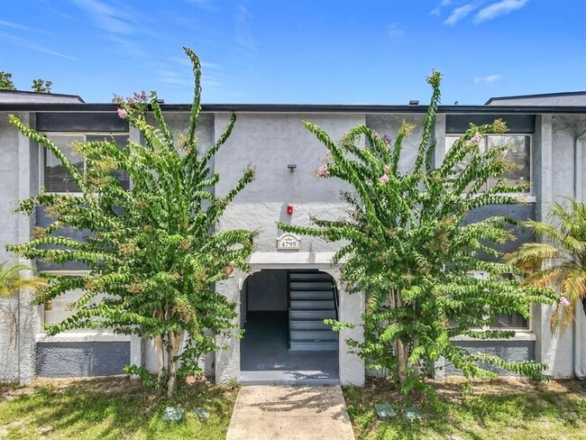 Building Photo - 4795 S Texas Ave Unit 4795C Rental