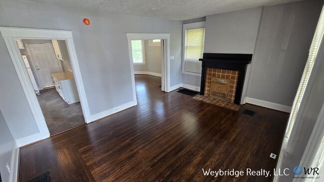 Photo - 3-Bed 1 Bath House located in a cul-de-sac...
