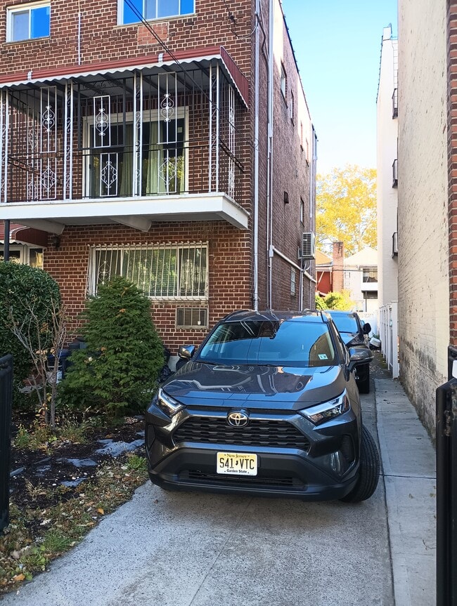 Driveway which leads to the backyard - 819 Brooklyn Ave Unit 819 Brooklyn avenue