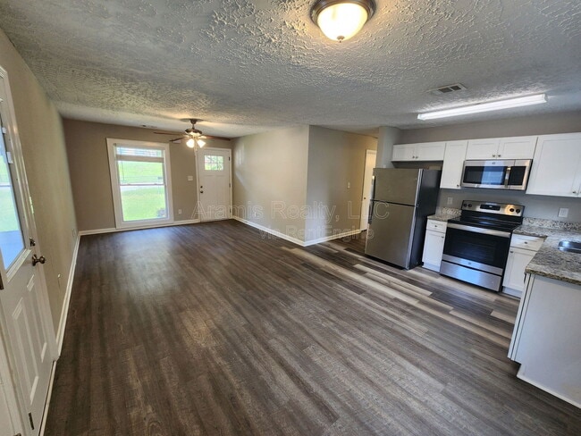 Photo - 2648 Santa Monica Dr NW