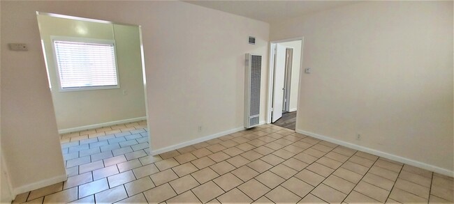Photo - 11849 Jefferson Blvd Apartments Unit 11849-REAR