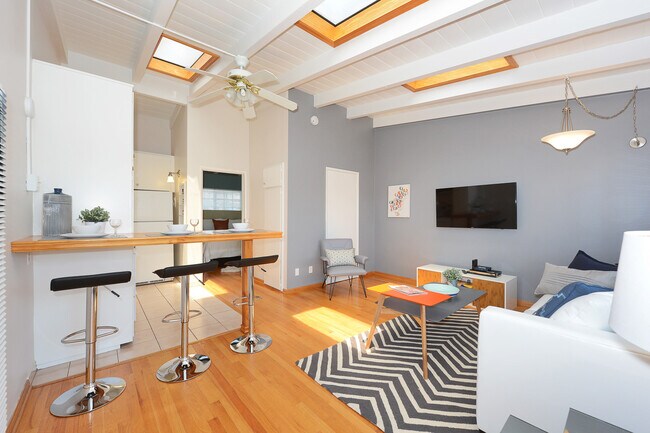 Photo - 313 Mildred Ave