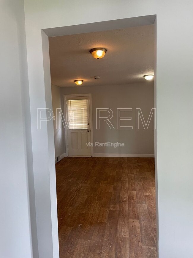 Photo - 2876 Hudson Dr Unit B