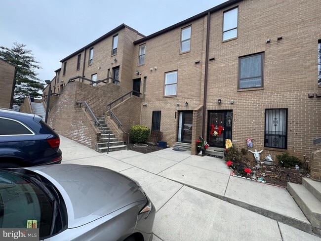 Photo - 3114 Banneker Dr NE